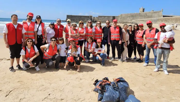 Limpeza de Praias Mobiliza Voluntários MAPFRE